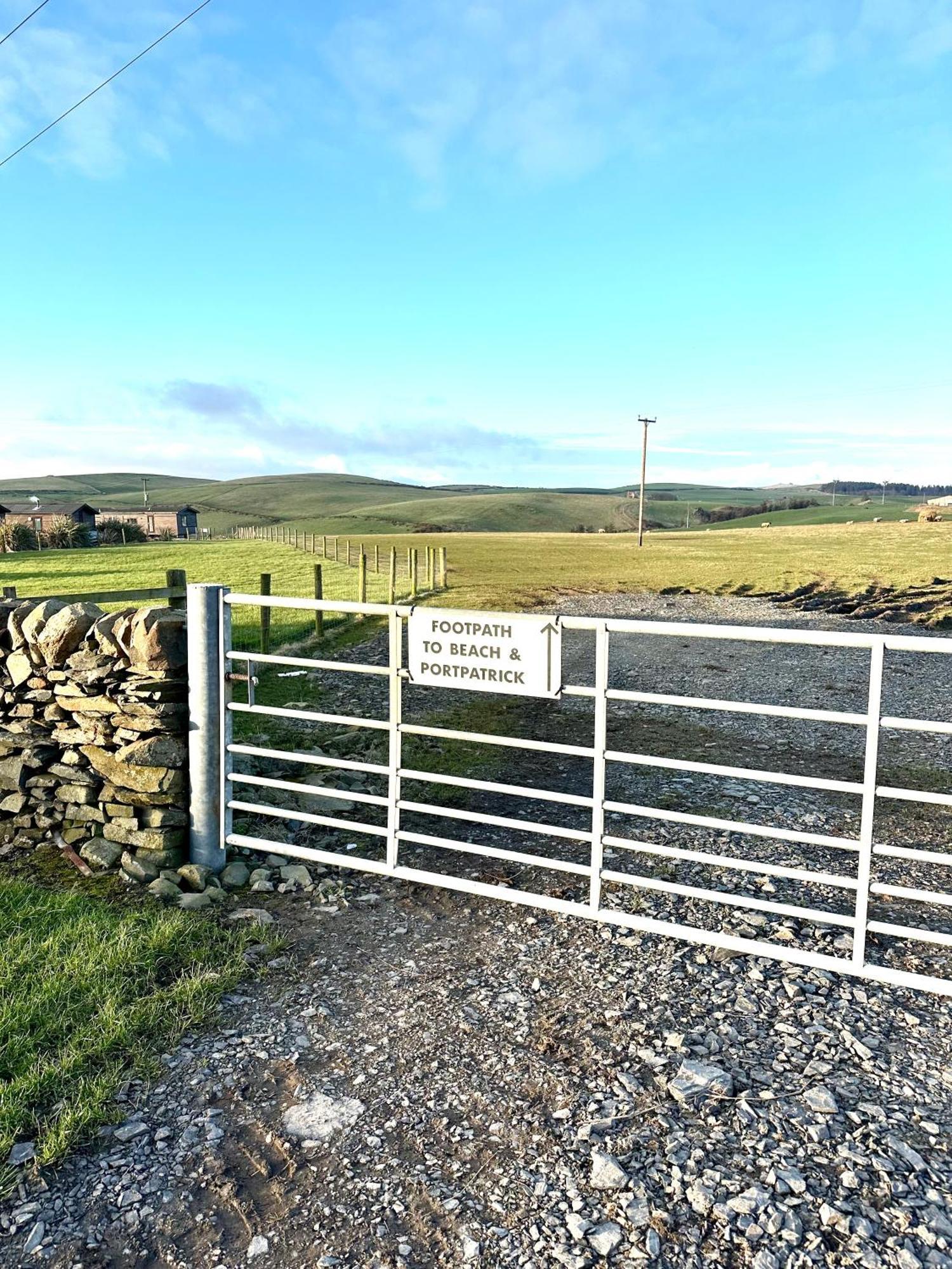 Bunnahabhain 5 - Farm Stay - Stunning Sea And Rural Views Stranraer Exterior foto